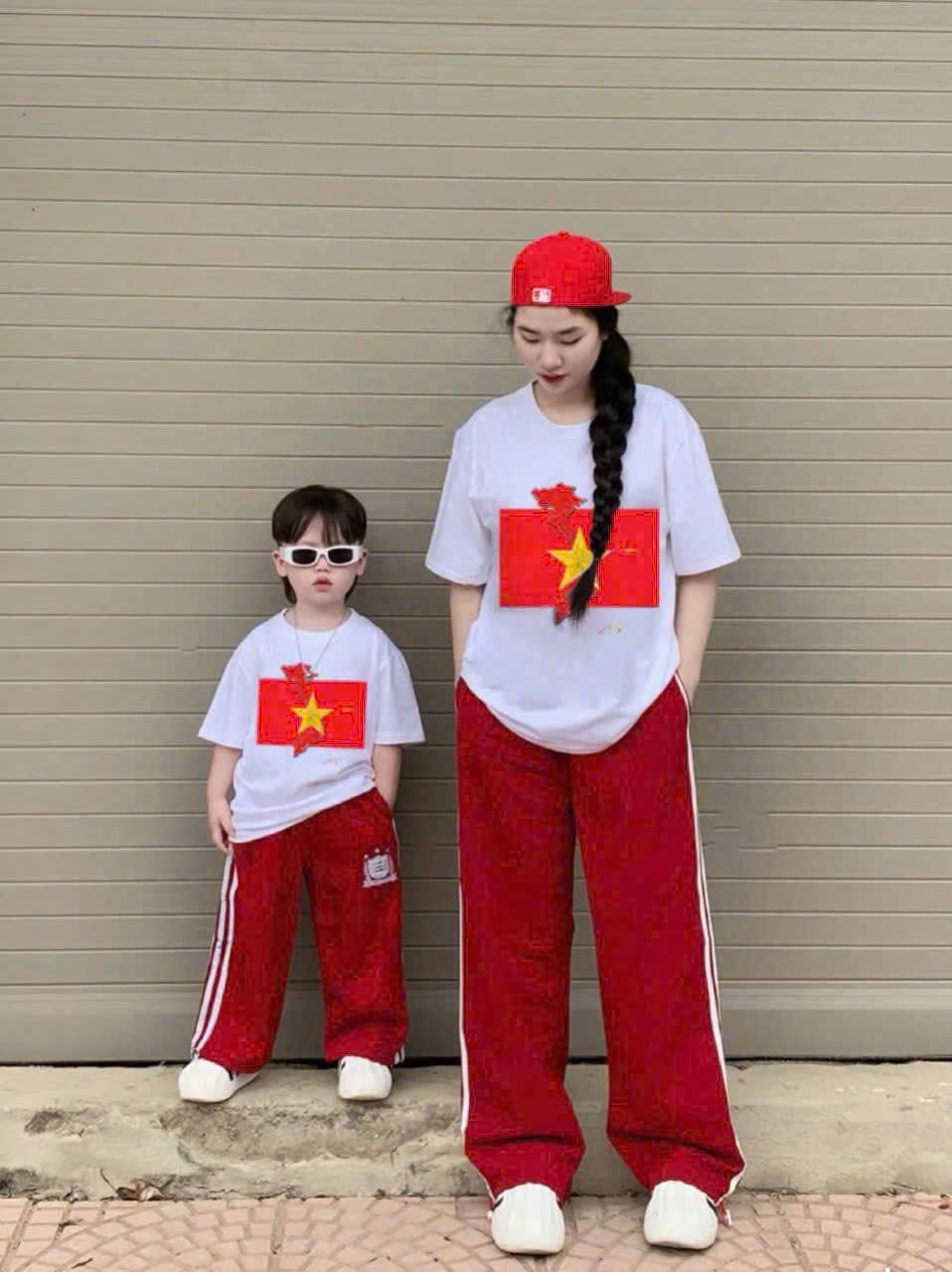 Mẫu áo đồng phục cờ đỏ sao vàng