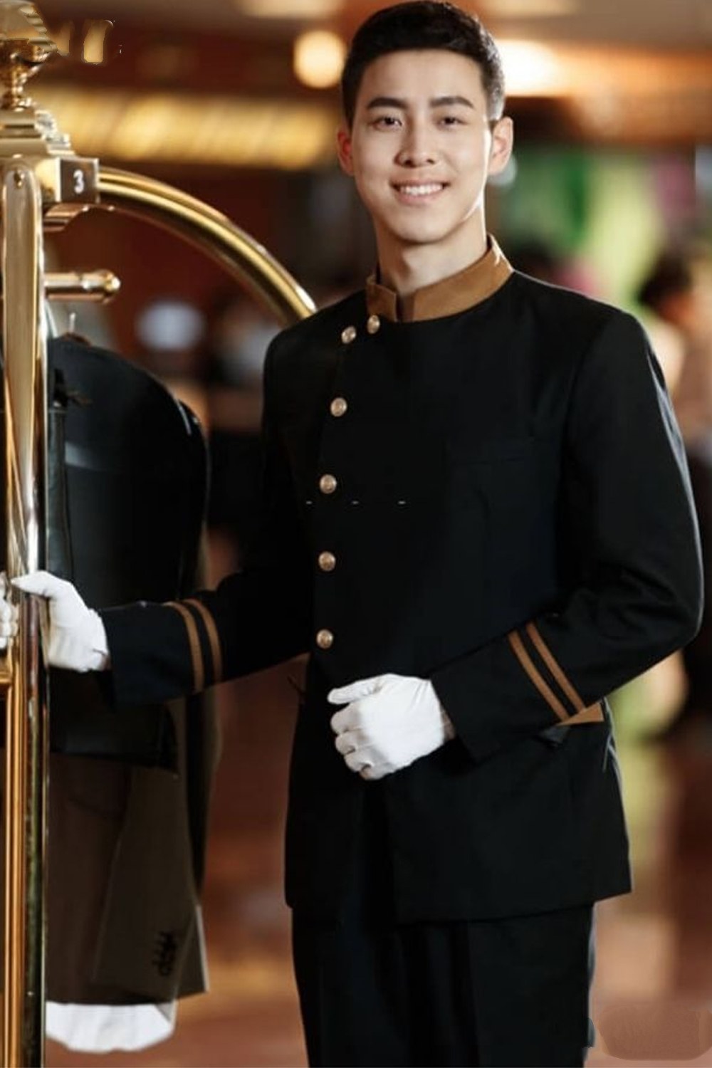 Mẫu Đồng Phục Bellman Khách Sạn