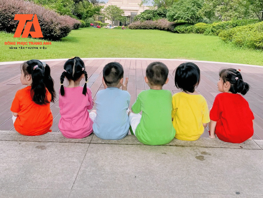 Mẫu đồng phục Team Building