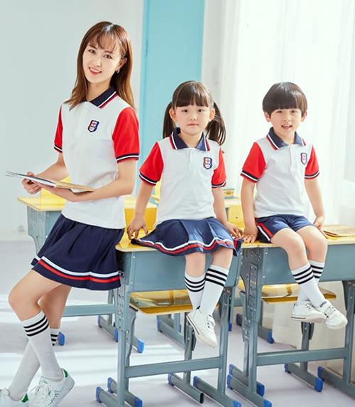 Đồng phục mầm non màu trắng phối đỏ