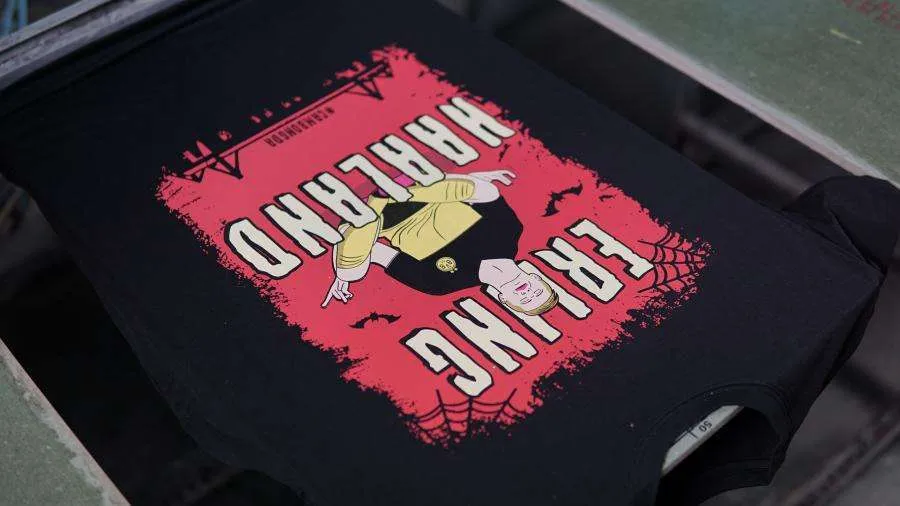 Mẫu áo thun đồng phục có hình in theo kiểu in trame