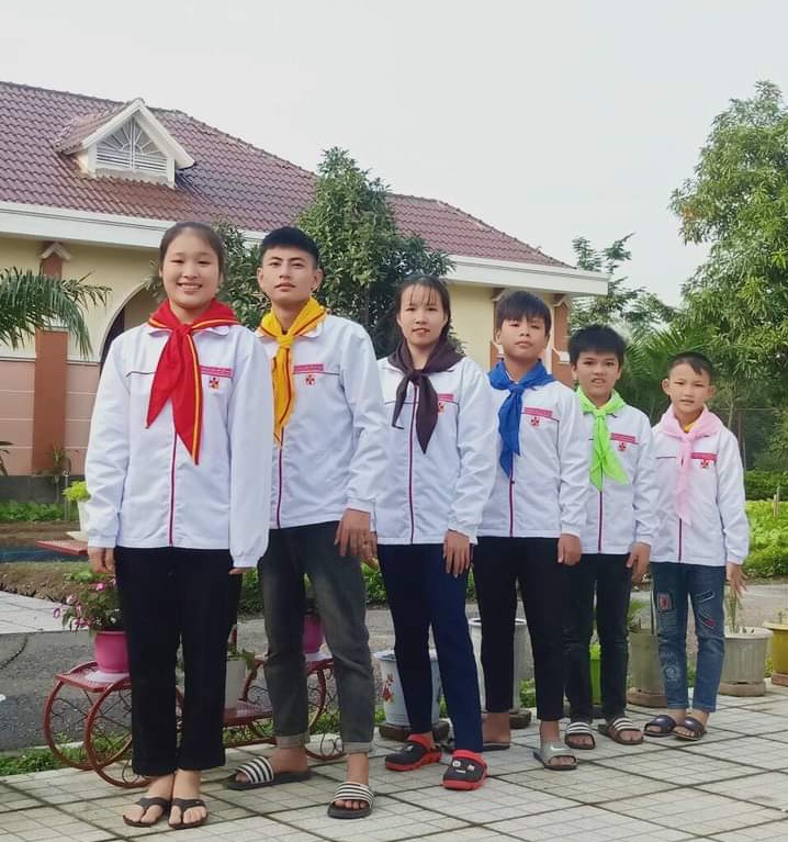 Xưởng May Đồng Phục Áo Khoác Thiếu Nhi Thánh Thể Giá Tốt